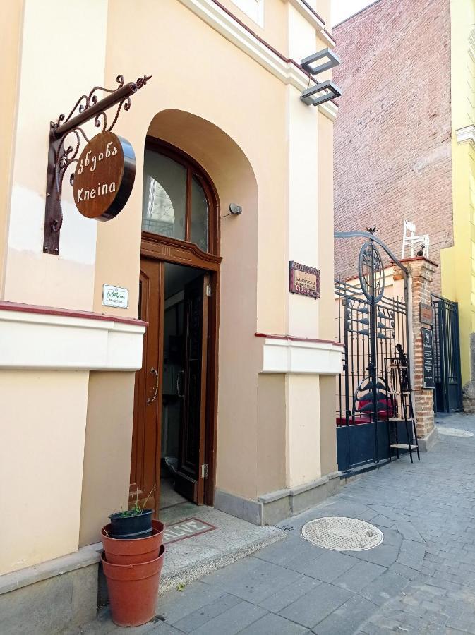 La Maison #7 Tbilisi Buitenkant foto
