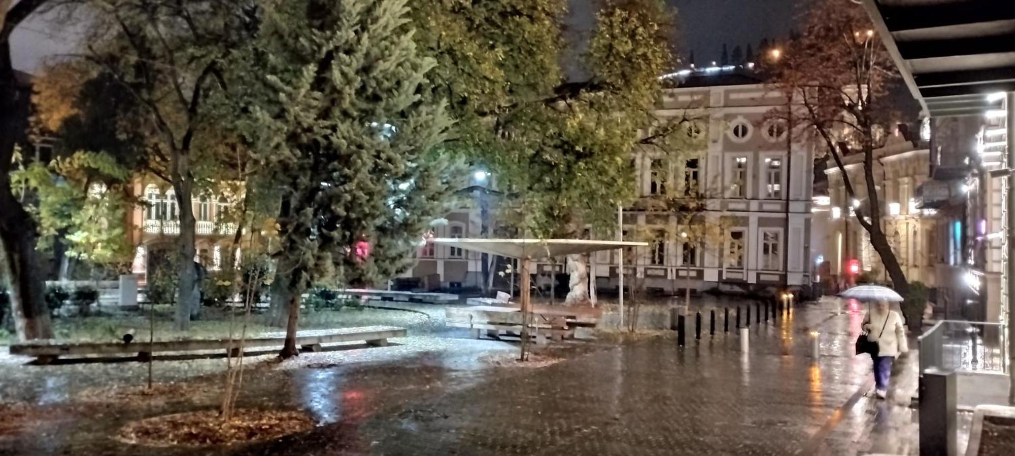 La Maison #7 Tbilisi Buitenkant foto